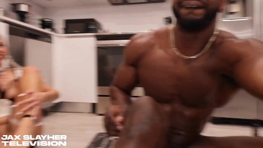 molly-mae-jaxslayher_1080p.mp4_20240812000403_0366