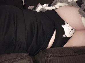 Sundayâ€™s are for snuggingâ¤ï¸ðŸŒˆ[f]