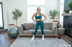 milfbody_charli_phoenix_002