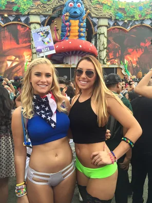 Festival Girls