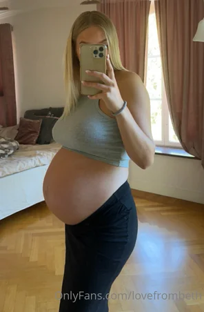 amateur pic 879x1343_e2b3b2d66ceb5e9171f43406a94920d4