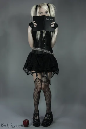 amateur pic Amane Misa