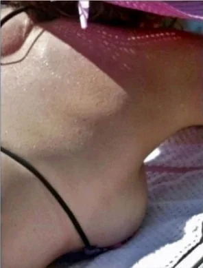 SEXY_CANADIAN_GIRL_292