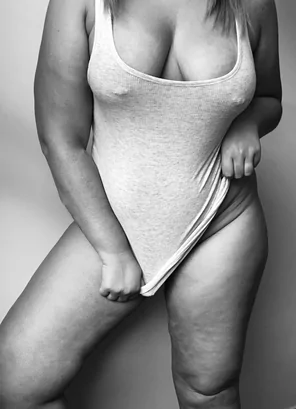 [image] itâ€™s too hot for pants