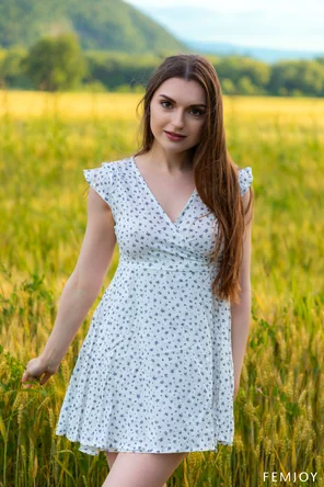 amateur pic 0005_XL_66be5b171b2fd