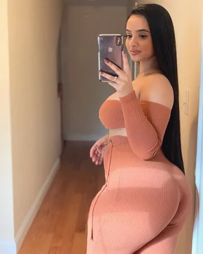Tanya is thicc