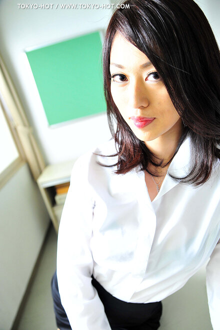 An Yabuki-325 nude