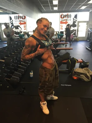 abs check #belike ðŸ™ˆðŸ‘€