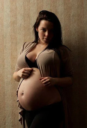 One gorgeous visage