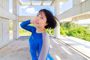 Swimsuit-at-Concrete-004a4dd700e48ba9d92
