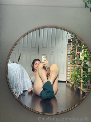Diana Killingsworth aka @dianakills (124)