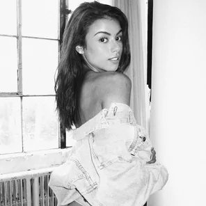 740full_loren_izabel__2__by_john41987_ddj02wf