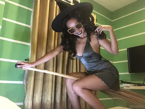 Sexy Halloween Set 0368-topaz-sharpen-faceai