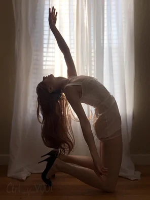 [f]eminine Erotica