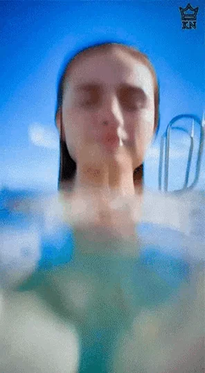 bdsmlr-504668-VRF9c7JmoG