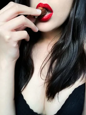 I love chocolates. Do you prefer white or dark?