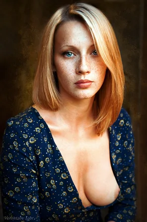 Down blouse