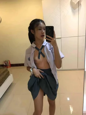 2019-10-24 18.43.54