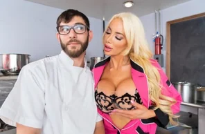 amateur pic Nicolette Shea Fucked by the Chef