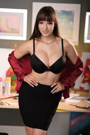 hustler_lesbian-teachers-schoolgirls_hustler_high_29