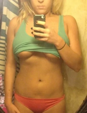 Amateur girl on fb OC