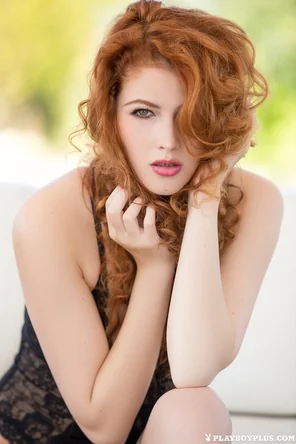 Heidi Romanova in Across the Pond (4)