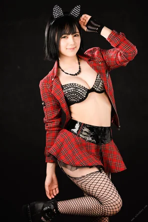 PRESTIGE POSE MESSAGE 02-06