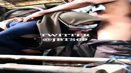 Hijab Ngewe Bertiga Sama Gembel