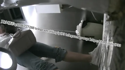 Beautiful Women Pooping In The Toilet 6