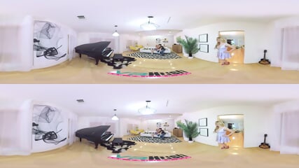 Girls And Stepmoms Just Want To Have Fun 360°