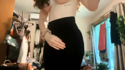 Hot Pale Camgirl 2024-07-30