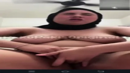 Video Vcs Jilbab Colmek Keenakan (Maaa)