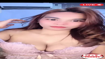 Farah Sama Pacarnya Lagi