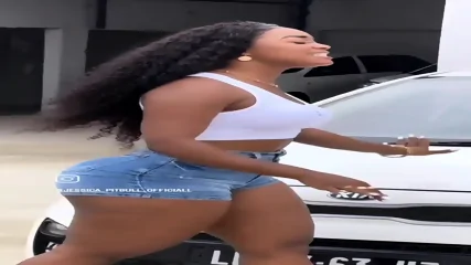 Jessica Pitbull - MARAVILHA Z01