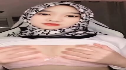 Feni Nur Hidayah Sange