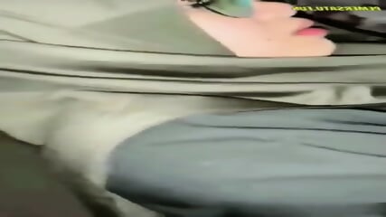 MAHASISWA KERJA KELOMPOK DI KONTRAKAN