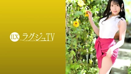 Luxury TV 1414 An Urgent AV Appearance By A Horny Beauty Teacher Who Has A Former Student As Saffl.