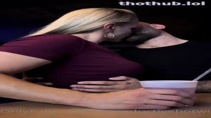 The $eductivë H0twife Boytoy At Bar