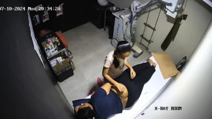 Desi Unaware Woman Naked Ass Cheeks Captured In Cctv