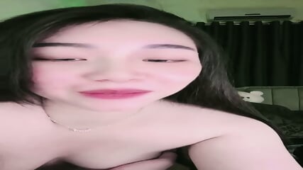 ( TELEGRAM @MBACU ) Host Pinay Bening Joget Bugil Mulus Barangny