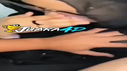 Perkosa Murid Yang Masih Lugu.