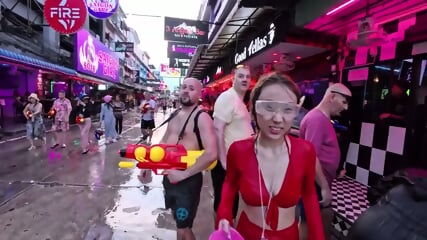 ���� Songkran 2025 Soi 6 Pattaya Water Festival In Thailand, Part 4 [4K HDR Walking Tour]