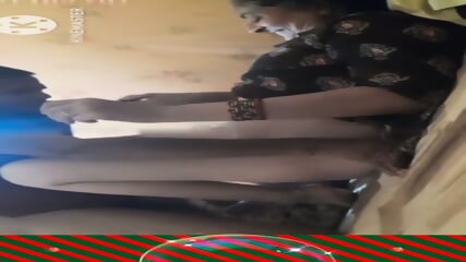 देहाती भाभी अपने पति के दोस्त के साथ नंगी चुदाई करवाई।