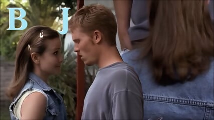 Mainstream Blowjob JAIME PRESSLY & MOLLY HAGAN From RingMaster 1998