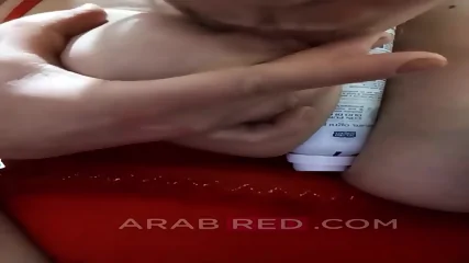 شرموطه عربية مغربية تلعب في كسها الواسع Arab Hijab Maroc Mom Pussy