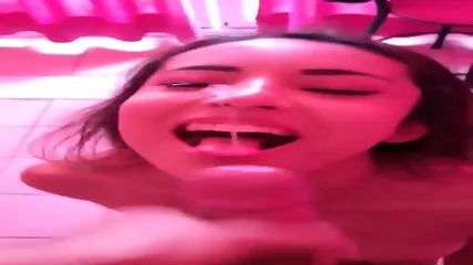 Novinha Tomando Na Cara