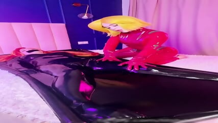 Sam Vacuum Trapped! Clovers Latex Plan In Tottally Spies