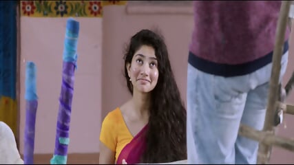 Sai Pallavi Hot Navel & Ass Show Song2 1080P AMZN HD - Fidaa 