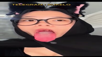 Dera Anjela Bahan Primadona Kena Crot Mulut Ayank