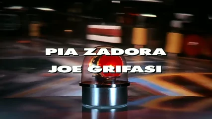 Nakkedd.Guunn.Za.Fiinnal.Innsultt.1994